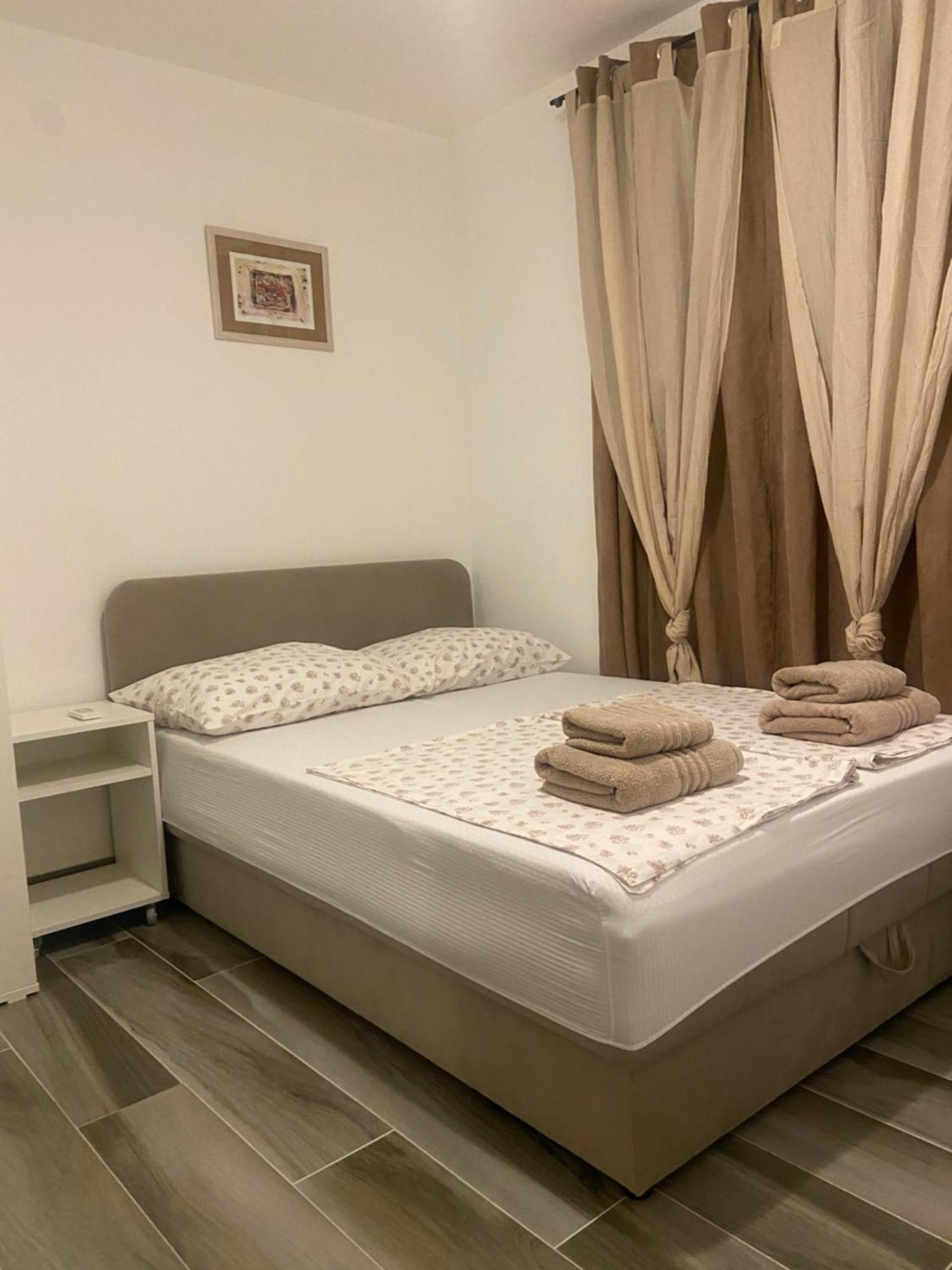 Apartments Simoneta مالينسكا المظهر الخارجي الصورة
